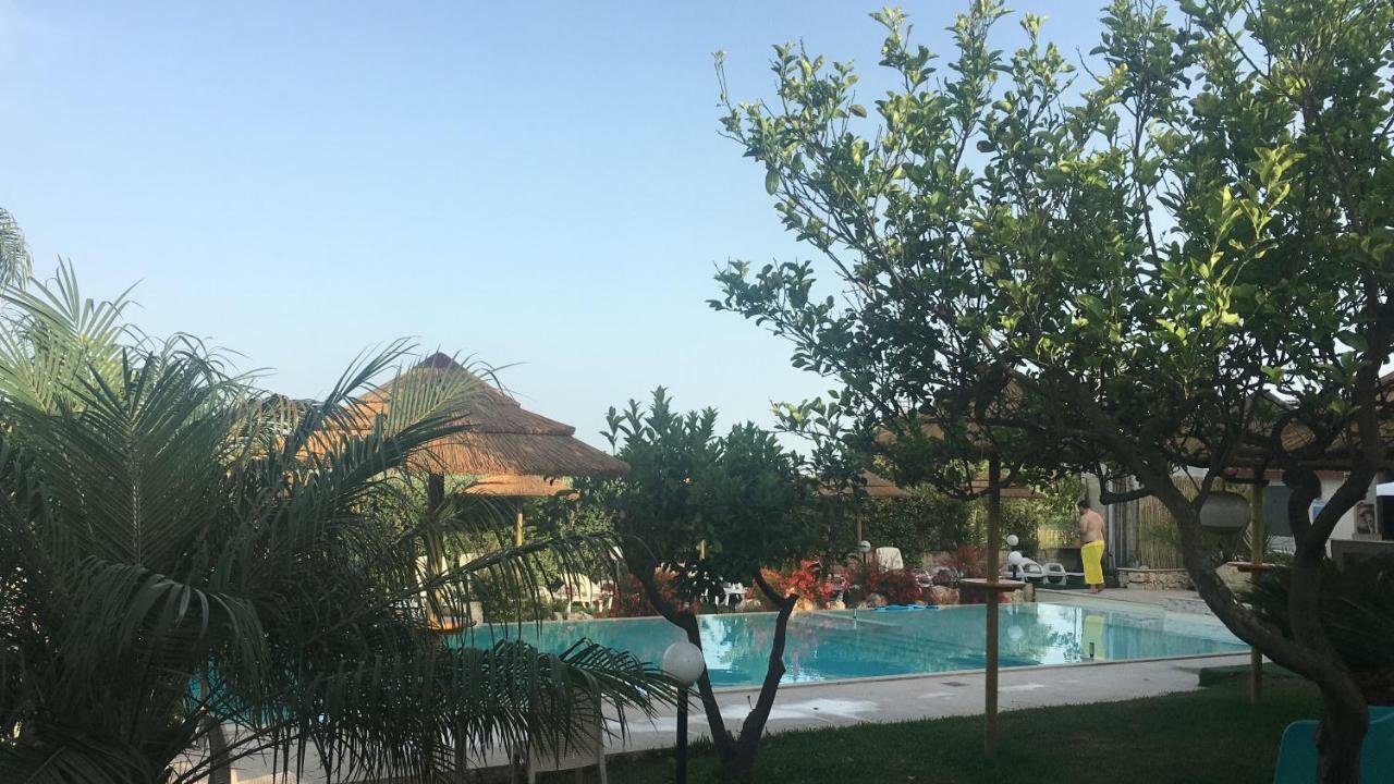 Saija Resort Pozzallo Exterior foto